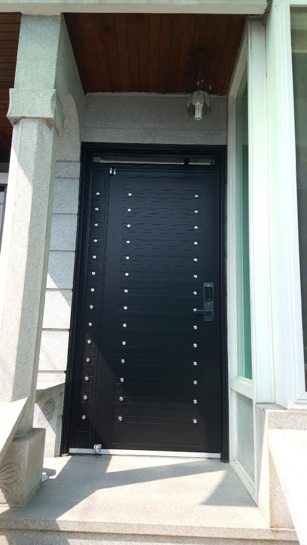 현관문